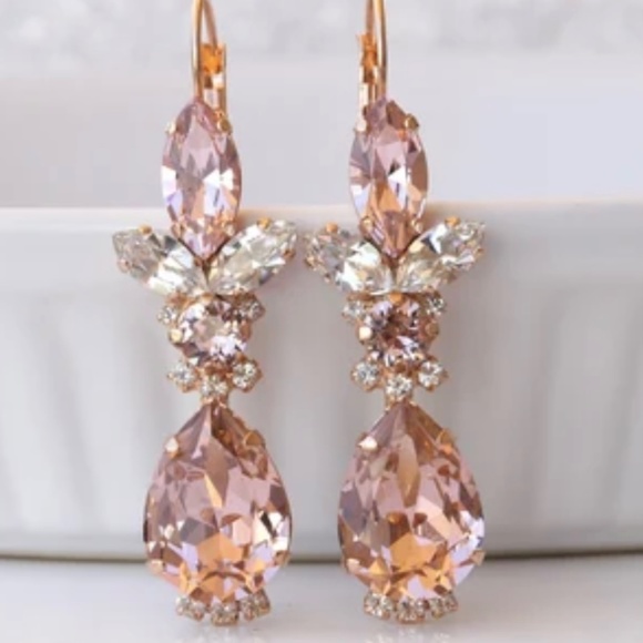 GORGEOUS Pink and Crystal Drop Earrings - Picture 1 of 1